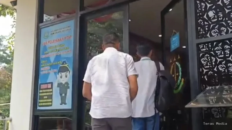 Gedung Kejaksaan Negeri Tangerang Selatan saat proses pemeriksaan perwakilan korporasi terkait dugaan pencemaran lingkungan