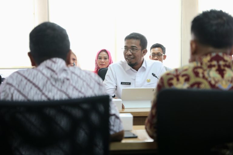 Gedung Dinas PUPR Provinsi Banten di KP3B Serang yang kini sedang dalam proses penilaian skoring kelembagaan untuk dipecah menjadi dua instansi.