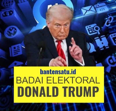Grafik penurunan elektabilitas Donald Trump bersanding dengan potret sang presiden saat memberikan pidato dengan mimbar berlatar bendera AS.