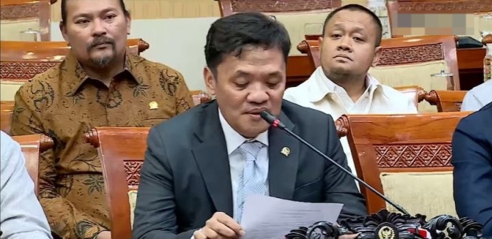 Rapat kerja Komisi III DPR RI dalam pembahasan draf regulasi penegakan hukum dan RUU Perampasan Aset.