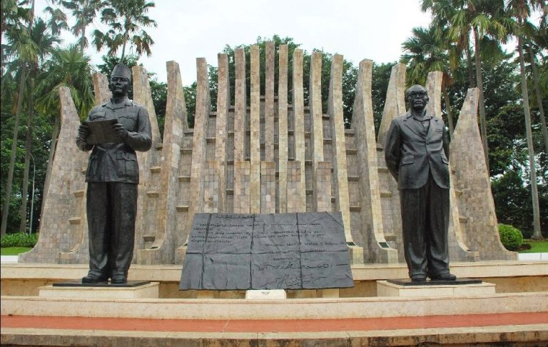 Sejumlah destinasi wisata sejarah di Indonesia yang menyimpan jejak perjuangan kemerdekaan Republik Indonesia.