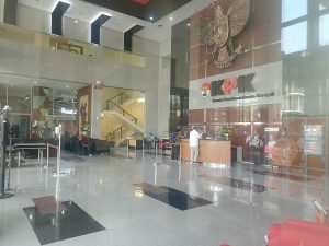 Gedung Merah Putih Komisi Pemberantasan Korupsi (KPK) di kawasan Kuningan, Jakarta Selatan, yang menjadi pusat pemeriksaan saksi dan tersangka megakorupsi.